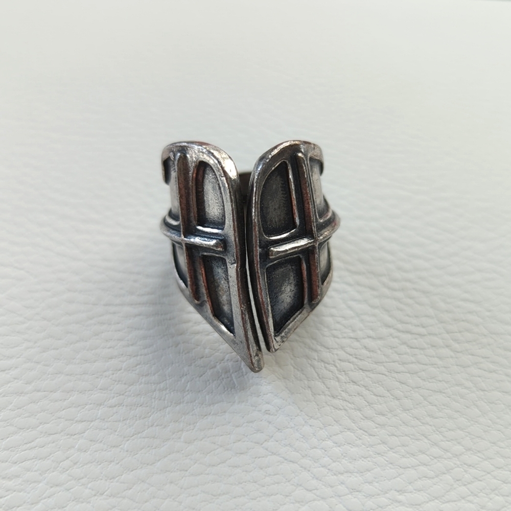 Sacred Hearts Medieval Gothic Heart Ring